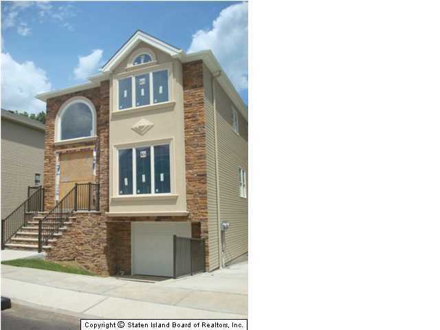 35 Brookside Loop Staten Island, NY 10309 - Photo 2 of 3 Additional Photo