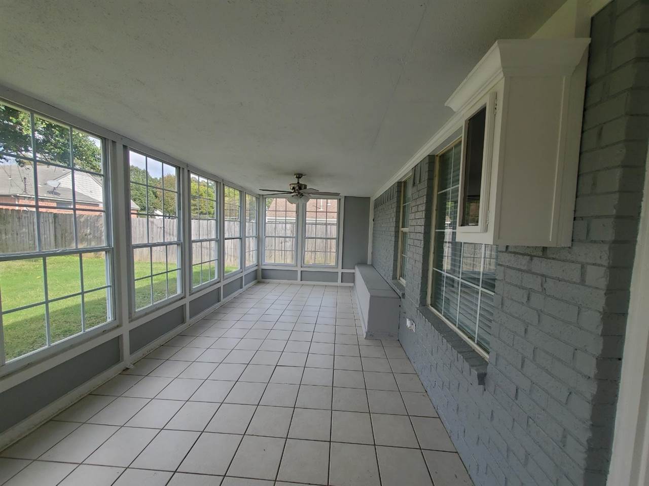 6748 State Line Road Memphis, TN 38141 - Photo 14 of 14 a view of empty room with windows