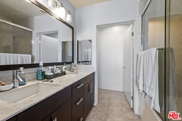 $1,395,000 | 12920 West Runway Road, Unit 360, Los Angeles, CA 90094