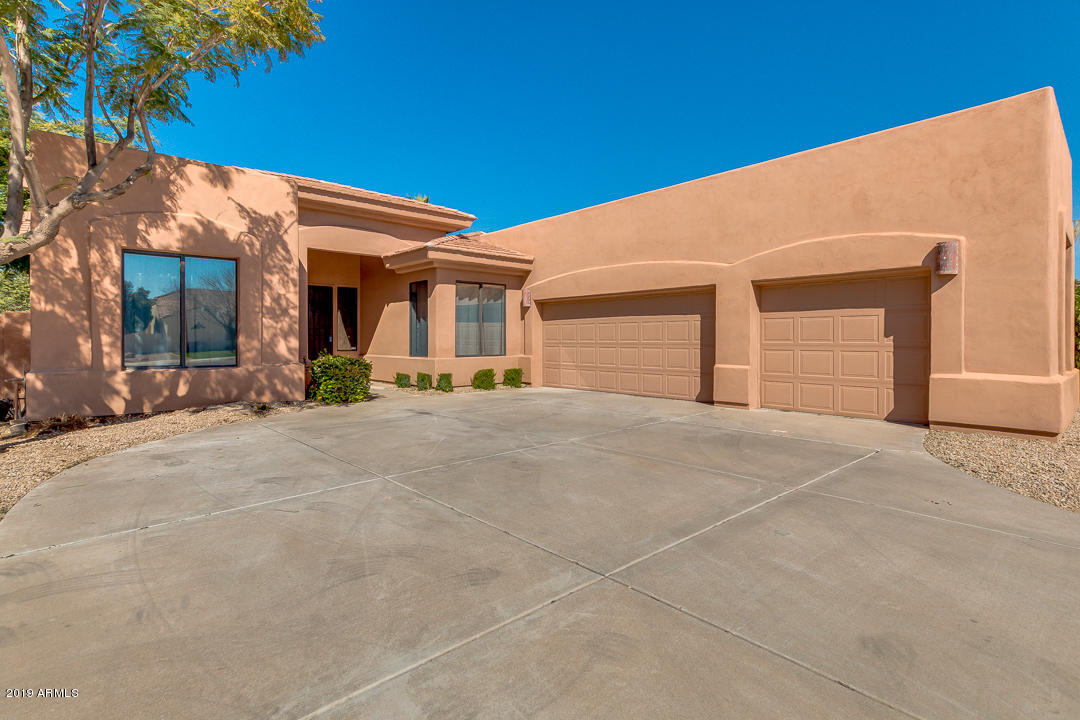13194 West Granada Road Goodyear, AZ 85395 - Photo 4 of 60 04-Granada