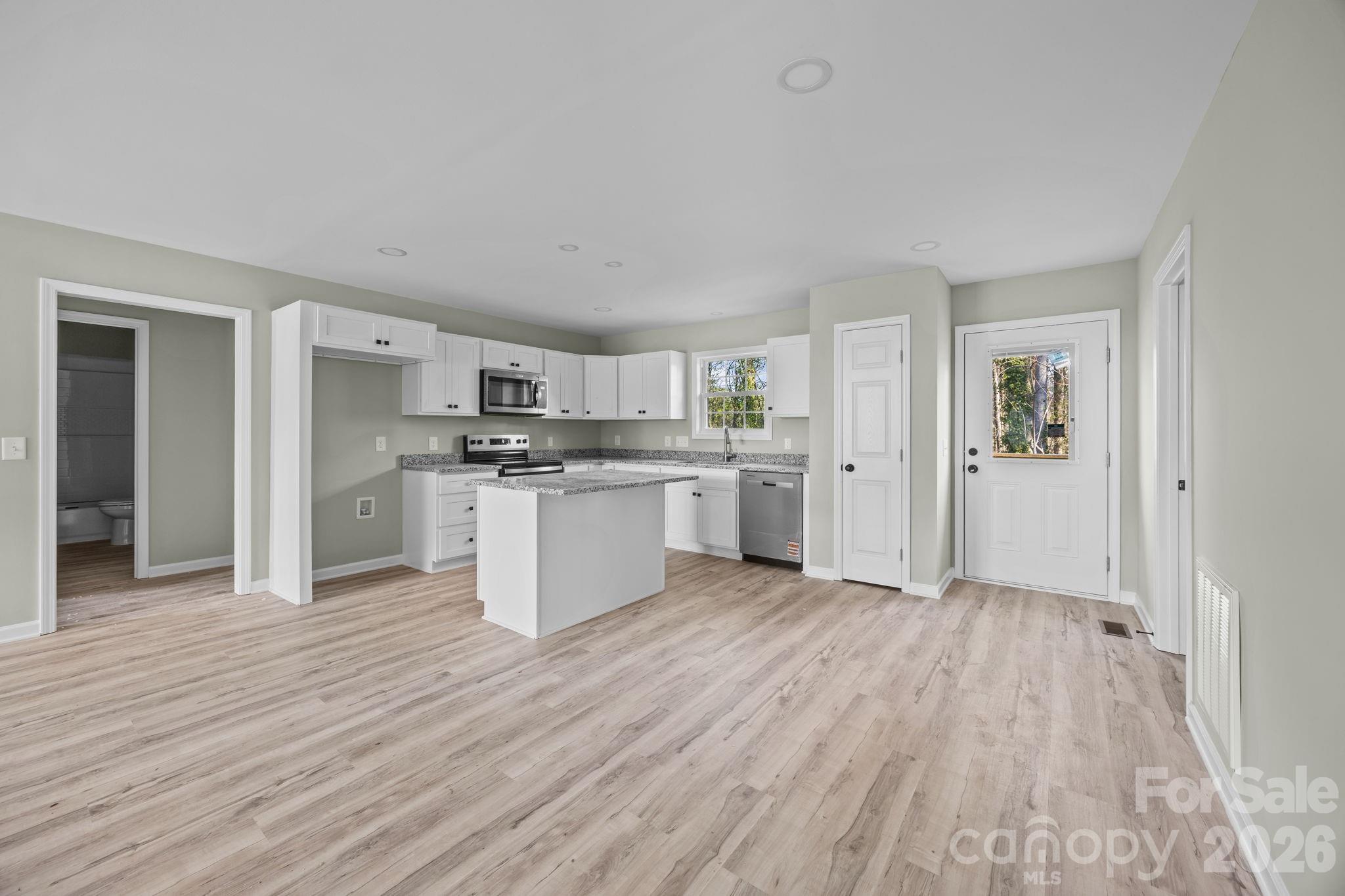 1700 Bringle Ferry Road Salisbury, NC 28146 - Photo 6 of 26