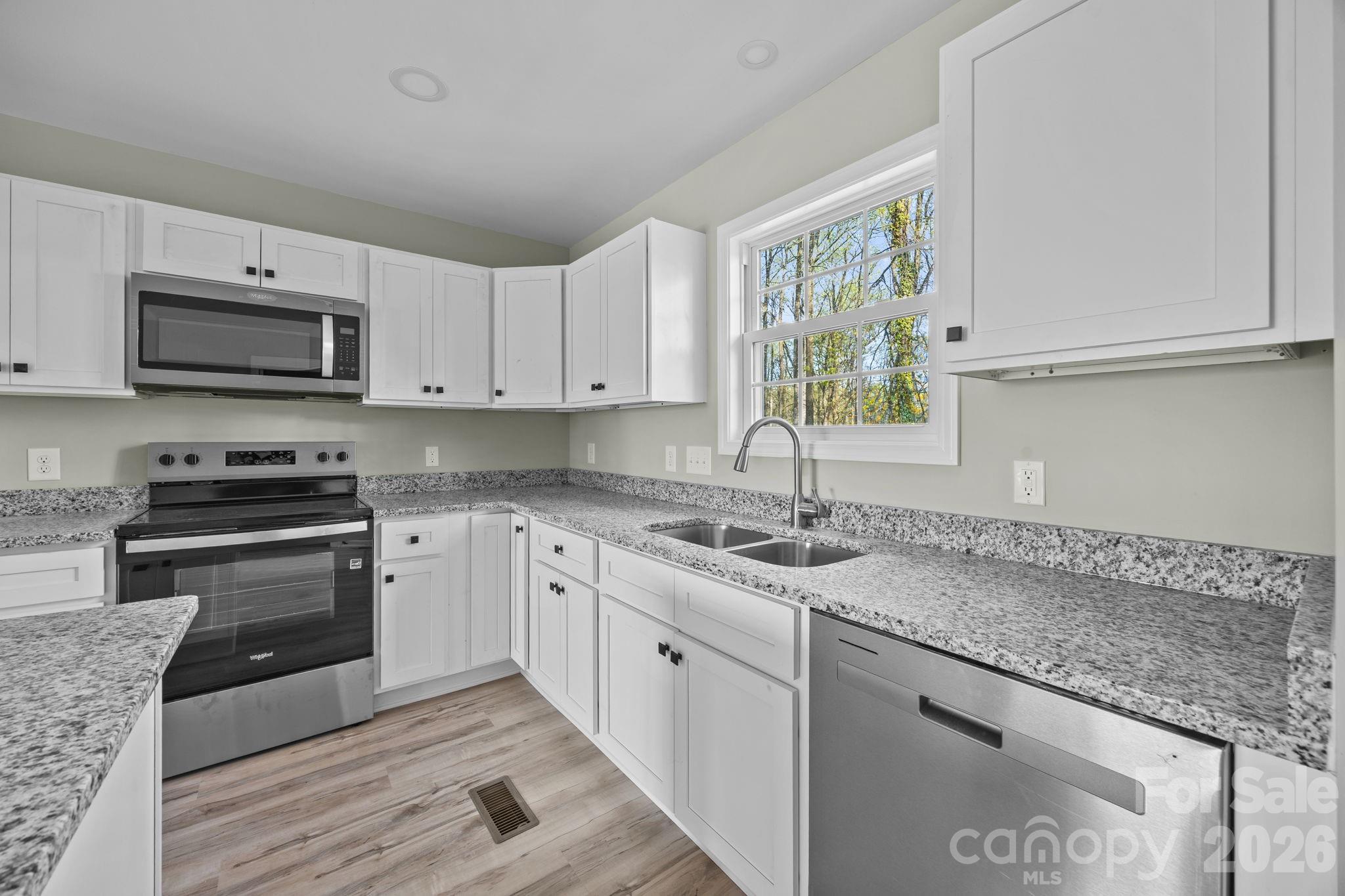 1700 Bringle Ferry Road Salisbury, NC 28146 - Photo 8 of 26