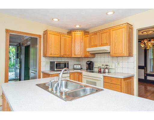 9 Wellington Street Lynn, MA 01902 - Photo 18 of 42