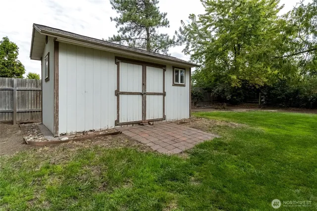 $699,900 | 958 Abbott Road, Walla Walla, WA 99362