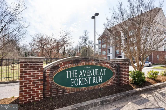 $225,000 | 2805 Forest Drive, Unit 2101, District Heights, MD 20747