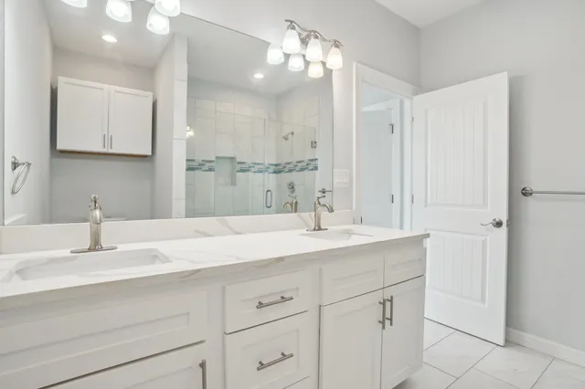 $450,000 | 2115 Seahorse Ln Port, Port Bolivar, TX 77650