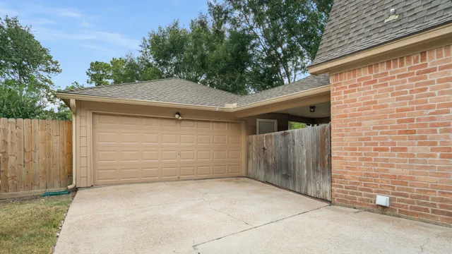 $369,999 | 6403 Willow Pine Drive, Spring, TX 77379
