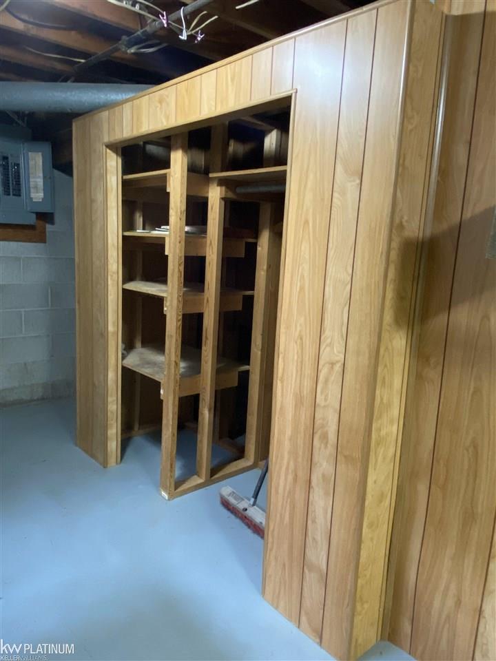 569 Horton Road Muskegon, MI 49445 - Photo 24 of 43 50060222-23.JPG