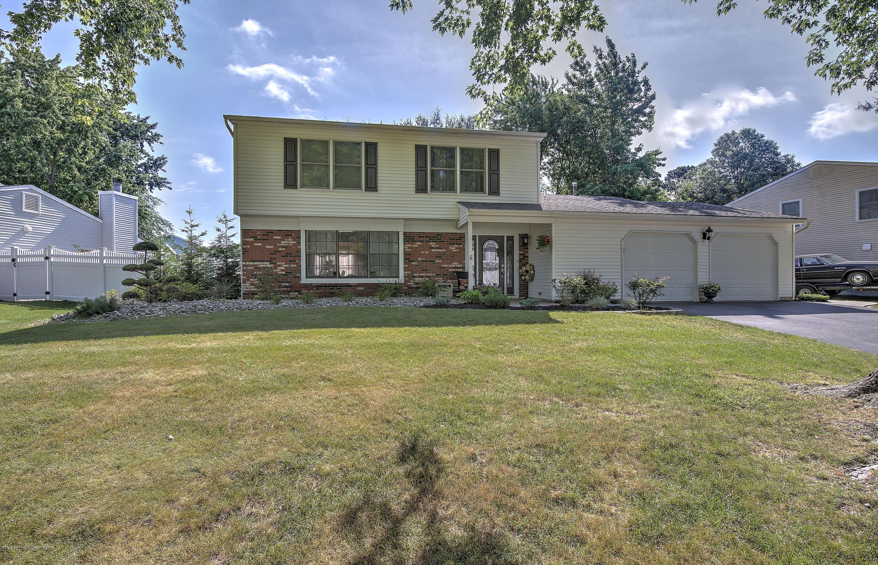 106 Starlight Road Howell, NJ 07731 - Photo 11 of 26 001_FRONT-9
