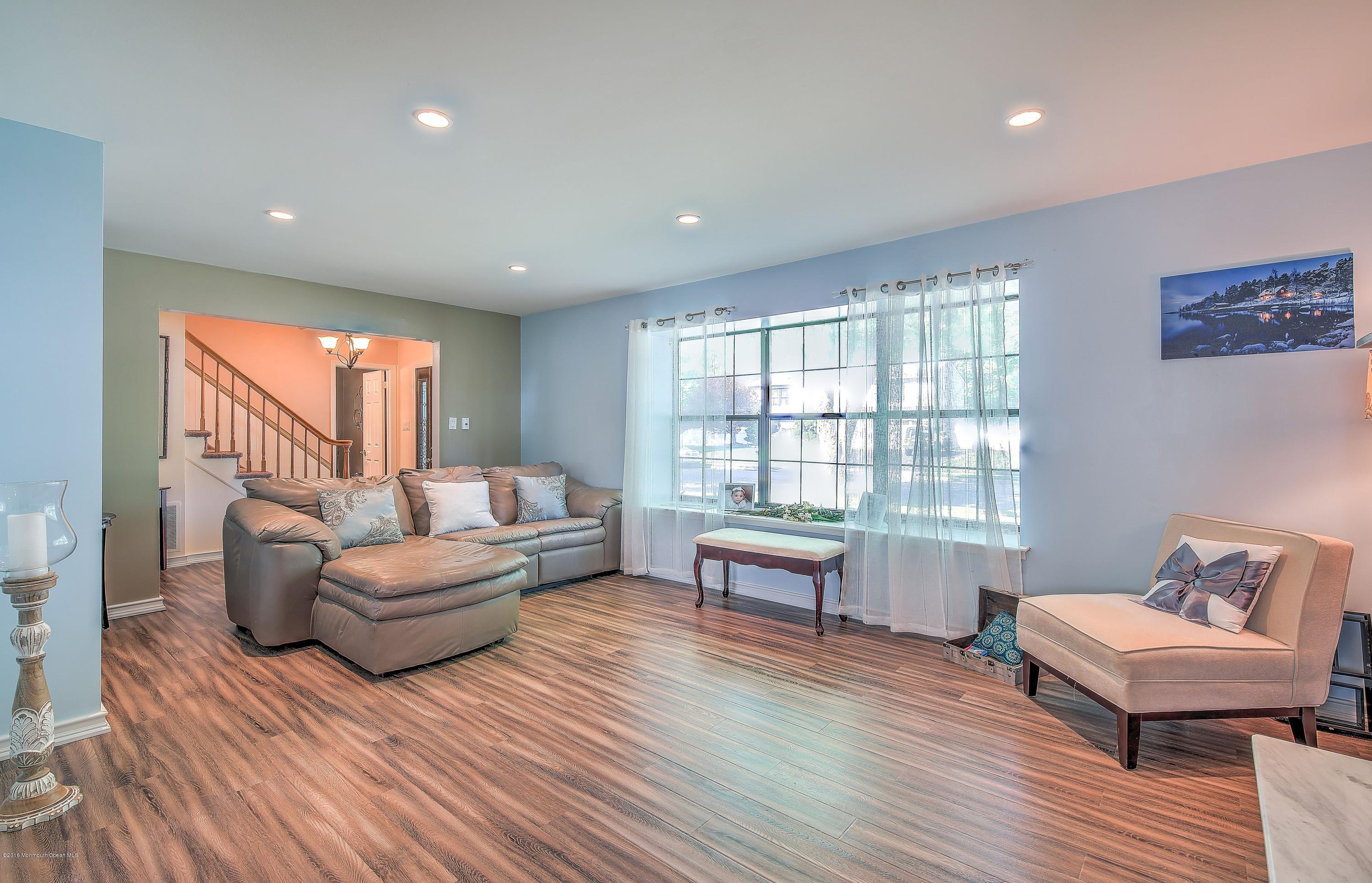 106 Starlight Road Howell, NJ 07731 - Photo 17 of 26 006_LIVING ROOM-4