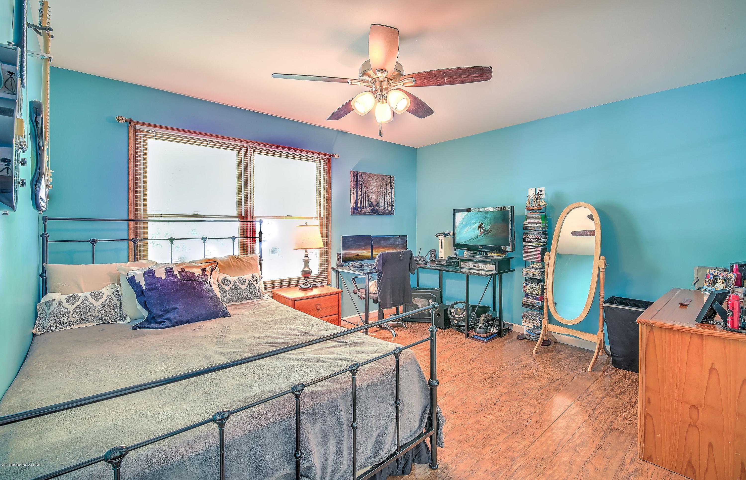 106 Starlight Road Howell, NJ 07731 - Photo 22 of 26 021_BEDROOM