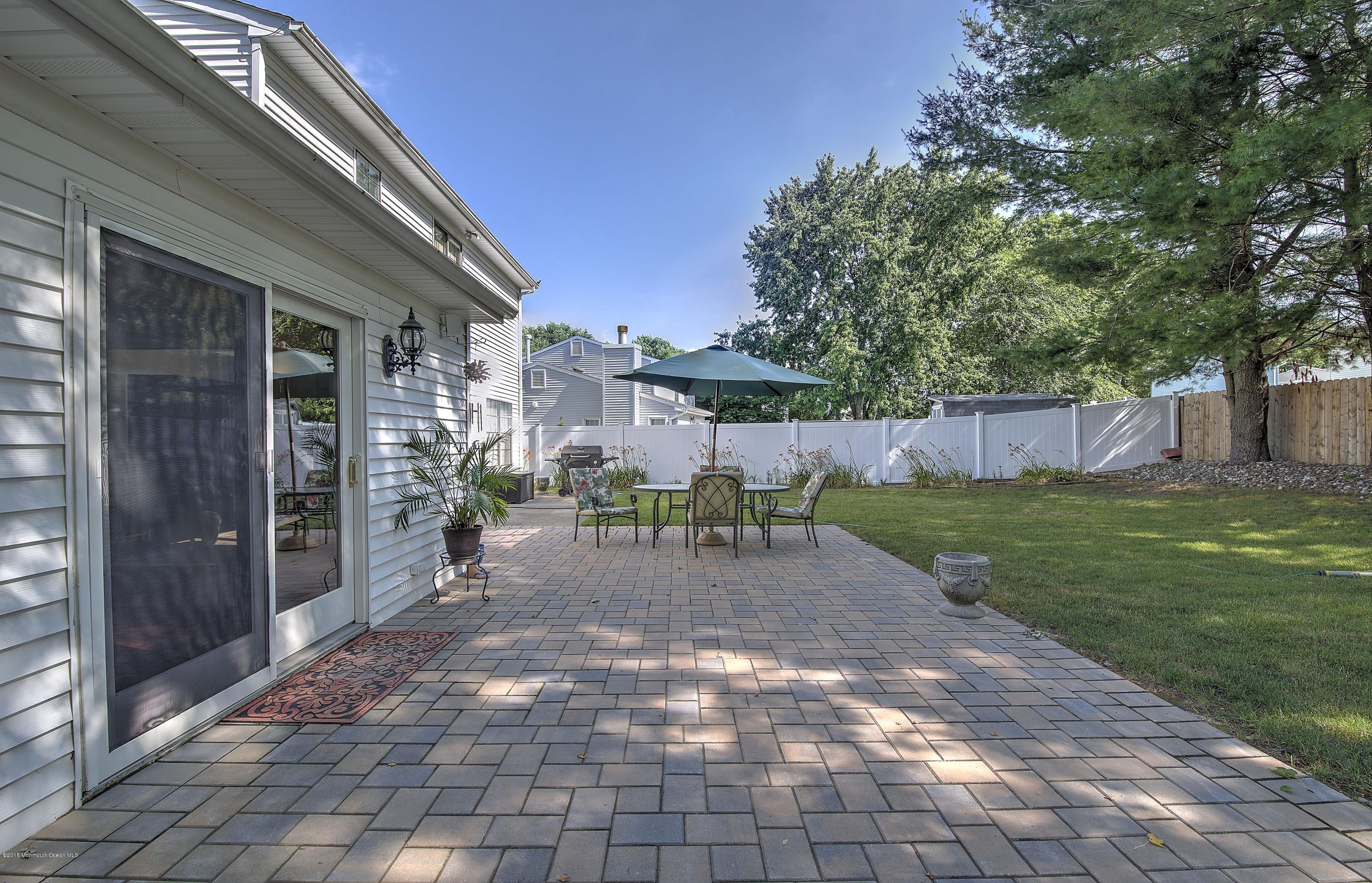 106 Starlight Road Howell, NJ 07731 - Photo 25 of 26 025_PATIO