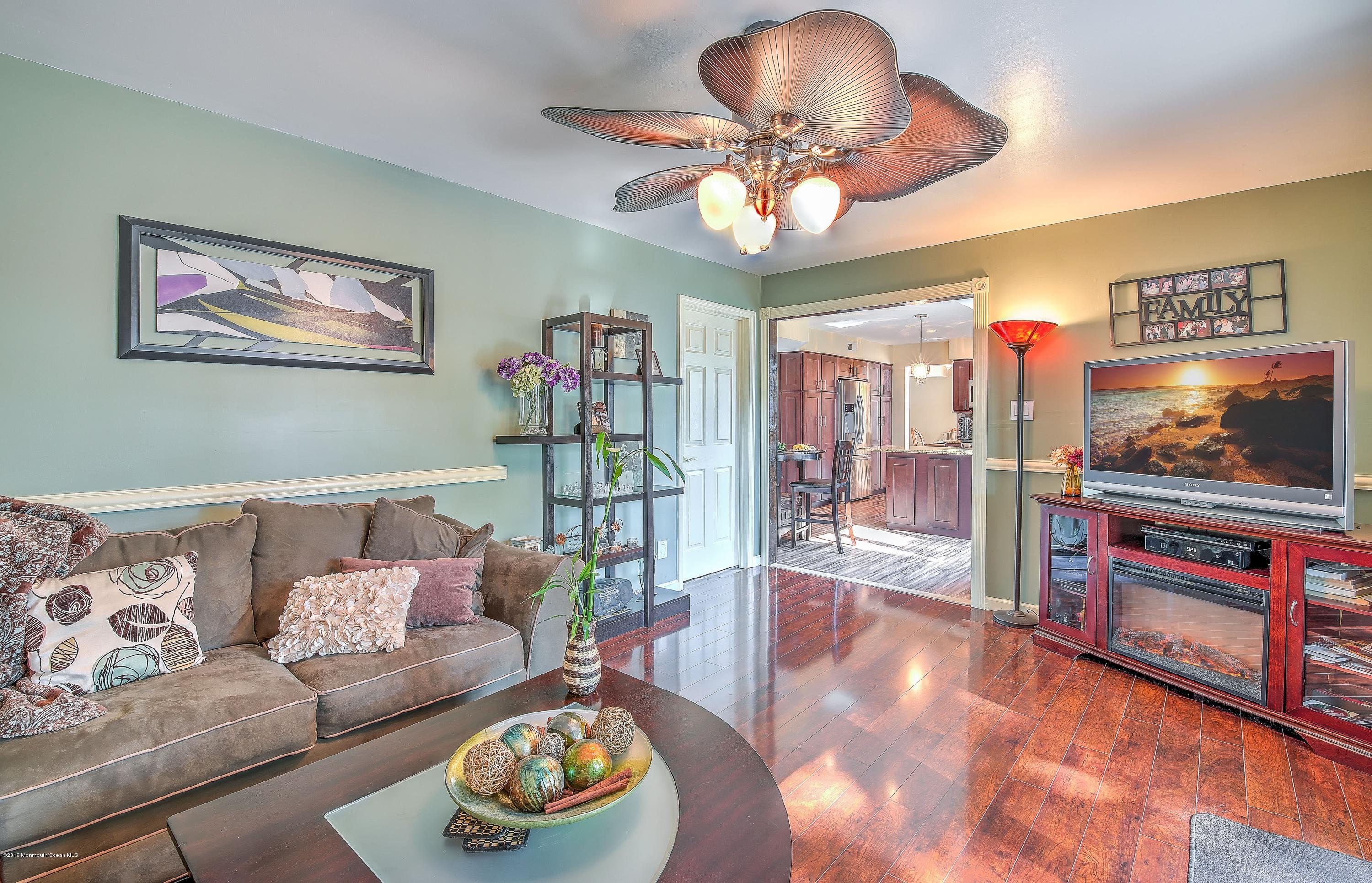 106 Starlight Road Howell, NJ 07731 - Photo 5 of 26 009_DEN