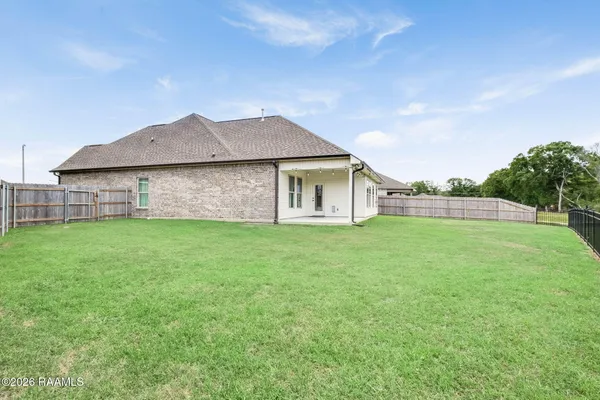 $2,200 | 110 Virtuous Street, Youngsville, LA 70592