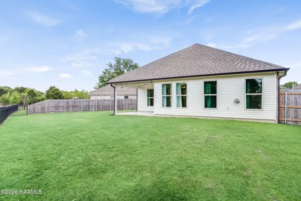 $2,200 | 110 Virtuous Street, Youngsville, LA 70592