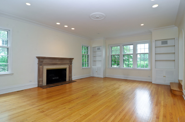 190 Maple Hill Road Glencoe, IL 60022 - Photo 2 of 15