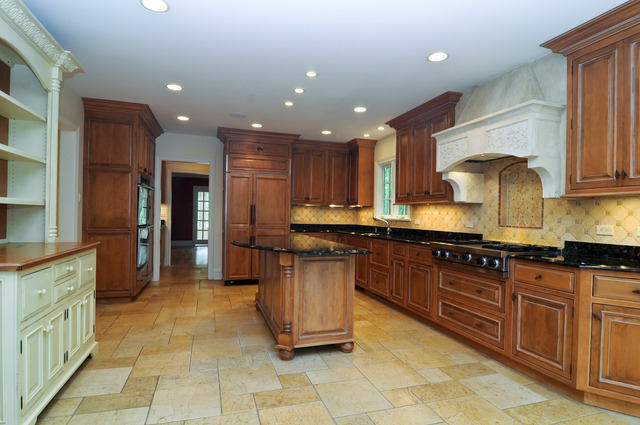 190 Maple Hill Road Glencoe, IL 60022 - Photo 5 of 15