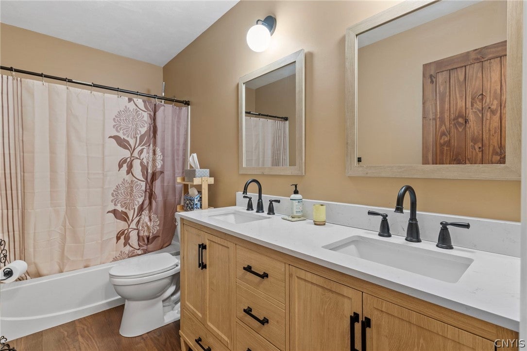 5303 Onondaga Road Camillus, NY 13031 - Photo 17 of 47 Gallery Image 17