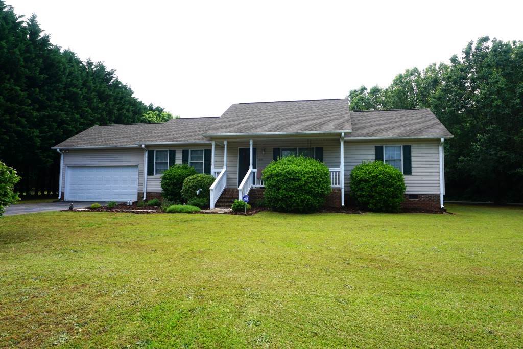 345 Southfield Street Inman, SC 29349 - Photo 3 of 27