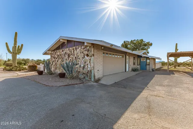 $570,000 | 1081 East Dana Avenue, Florence, AZ 85132