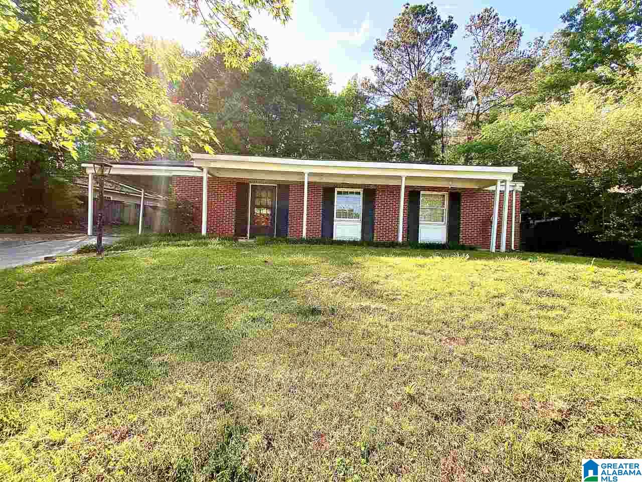 2208 Chapel Hill Road Birmingham, AL 35216 - Photo 1 of 9