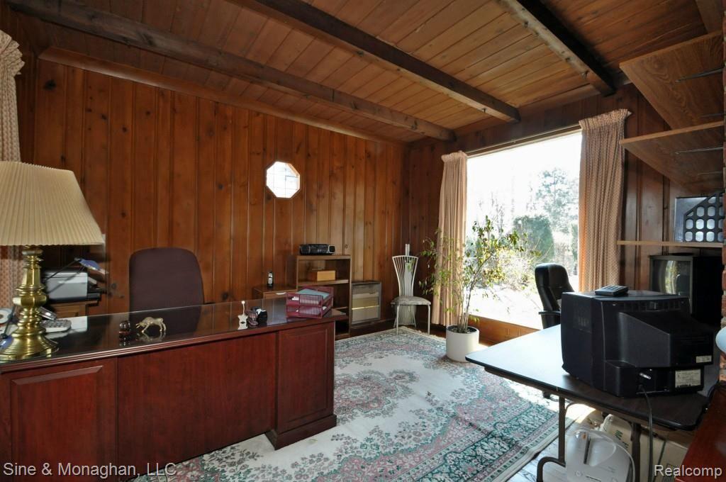 1463 North Renaud Road Grosse Pointe, MI 48236 - Photo 7 of 34 6.jpg