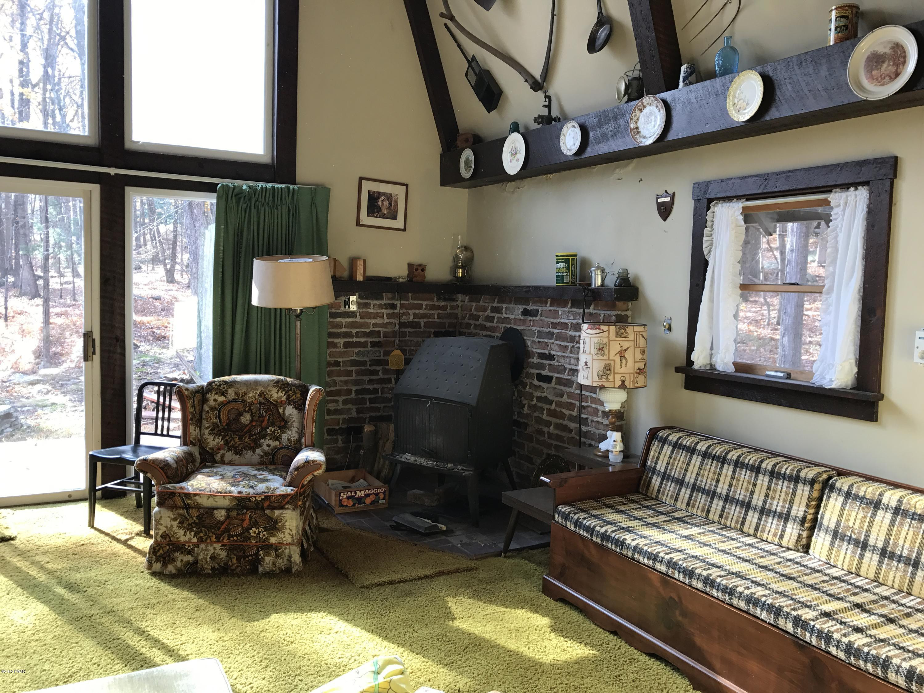 183 Oneida Road Shohola, PA 18458 - Photo 11 of 39