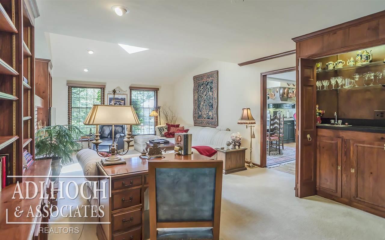 1048 Audubon Road Grosse Pointe, MI 48230 - Photo 9 of 21 31291102-8.JPG