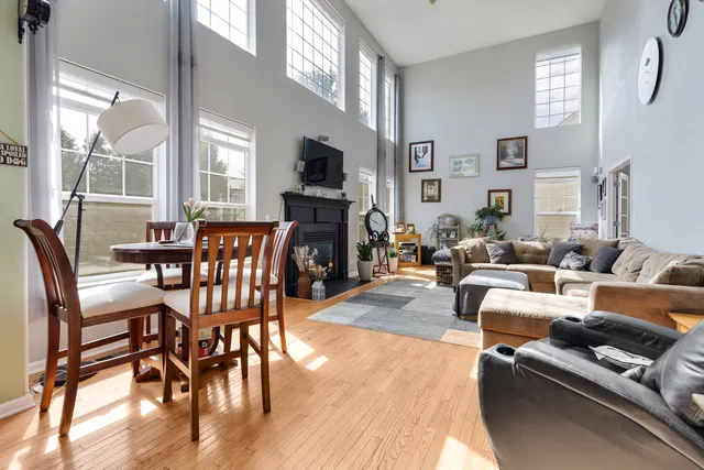 $580,000 | 10631 Oregon Trail, Huntley, IL 60142