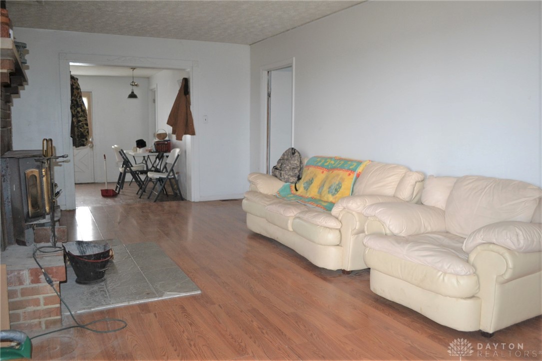 8860 Chambersburg Road Huber Heights, OH 45424 - Photo 3 of 13