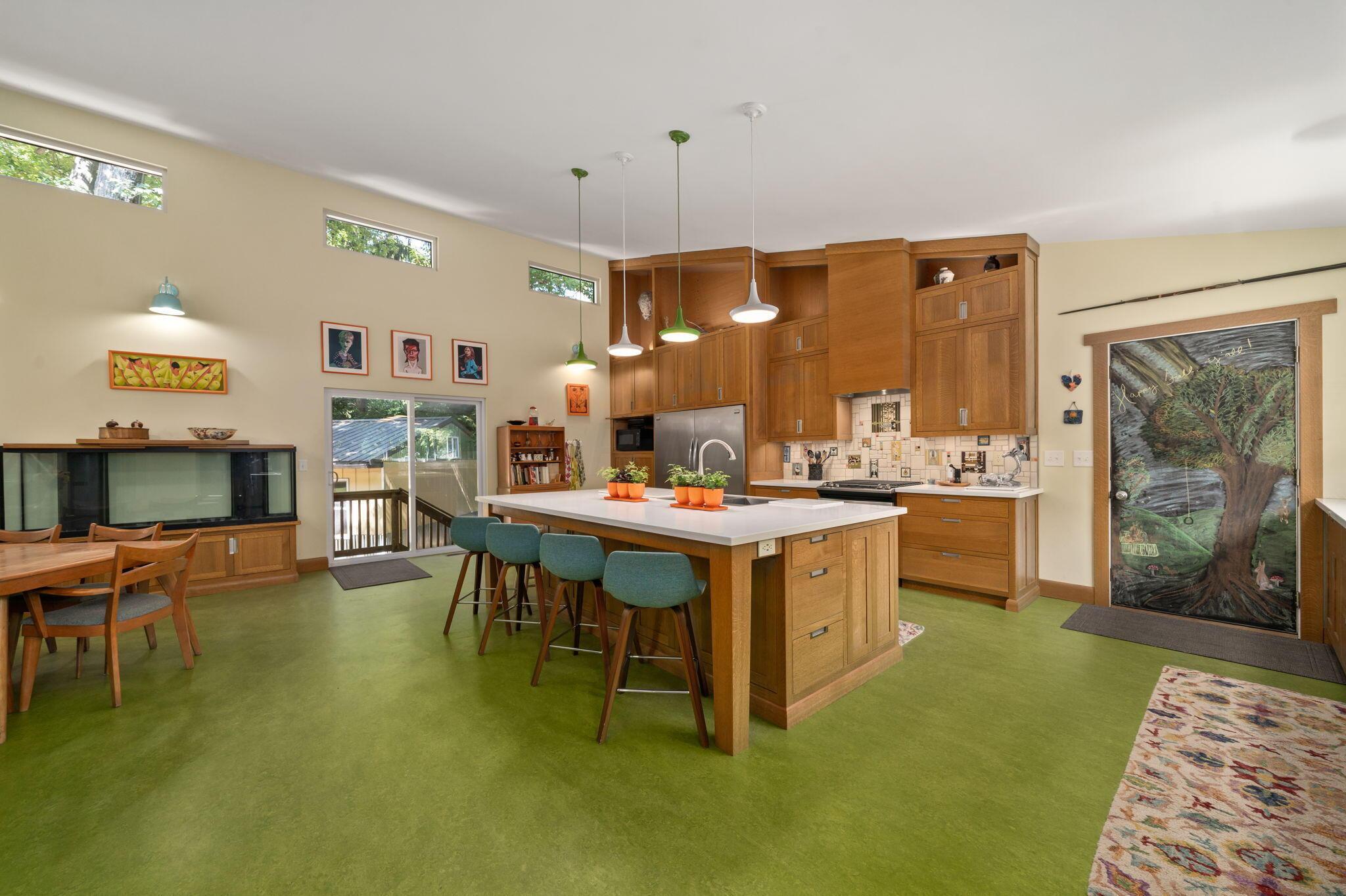 6721 Dublin Road Dublin, OH 43017 - Photo 14 of 74 Kitchen/Dinette: 25'x34'