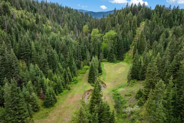 $1,800,000 | 4165 South Varnum Road, Coeur D'Alene, ID 83814