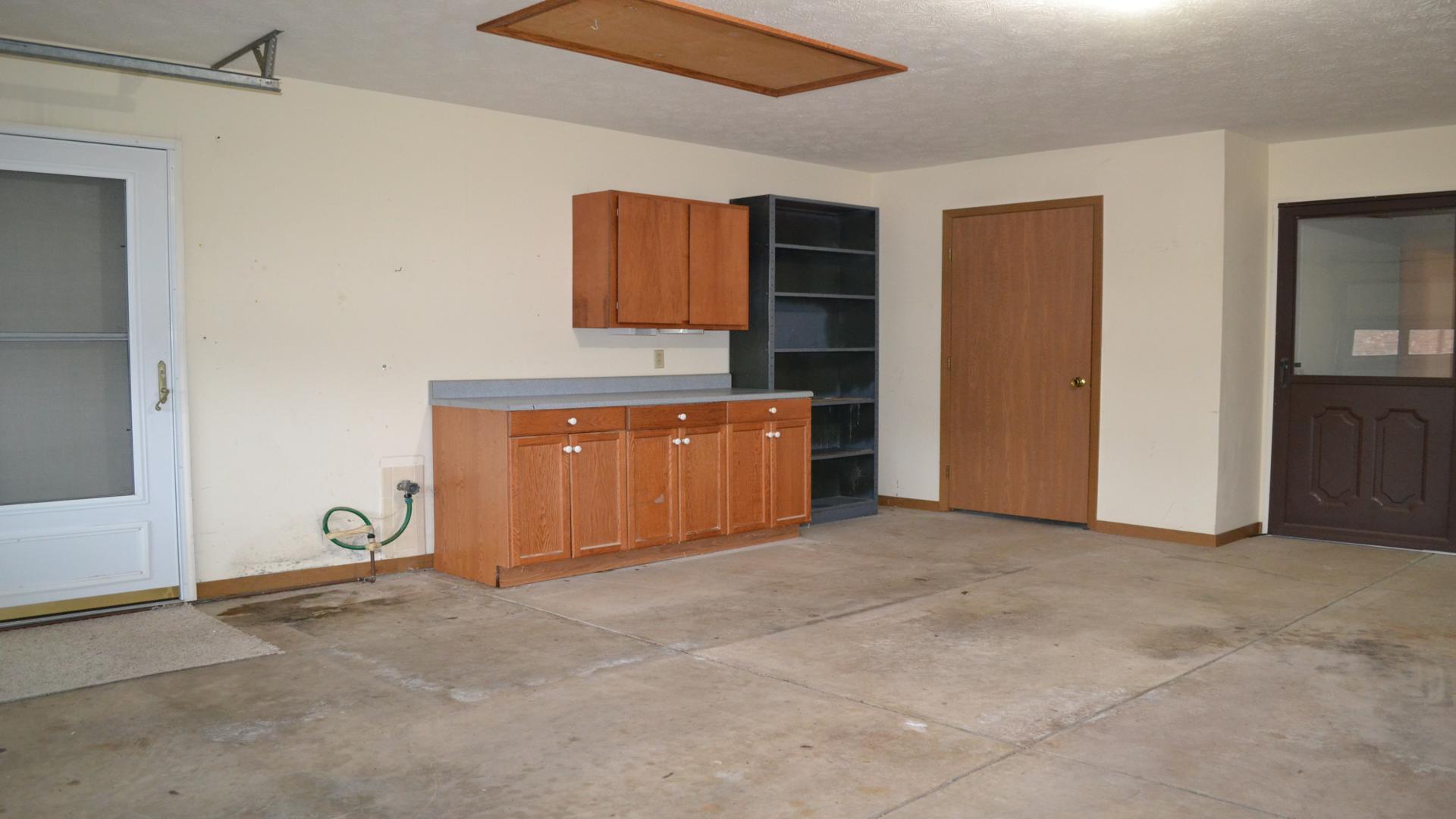 1031 Armsgate Road Springfield, OH 45503 - Photo 23 of 30