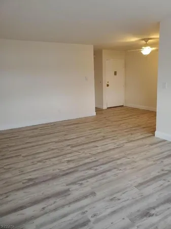 $280,000 | 100 Pierson Miller Drive, Unit 52, Pompton Lakes, NJ 07442