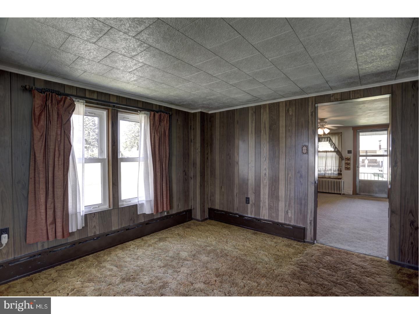 202 Park Road Valley View, PA 17983 - Photo 4 of 15 Gallery Image 4