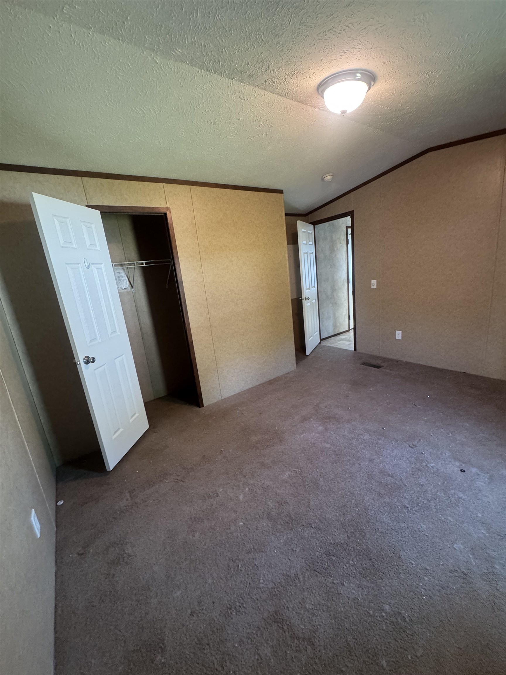 75 South Policy Street, Unit 51 Salem, NH 03079 - Photo 12 of 19