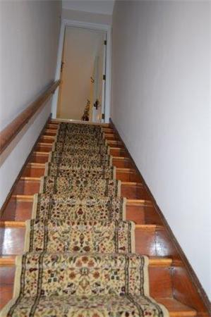 3 Amory Road, Unit 4 Waltham, MA 02453 - Photo 11 of 14 Gallery Image 11