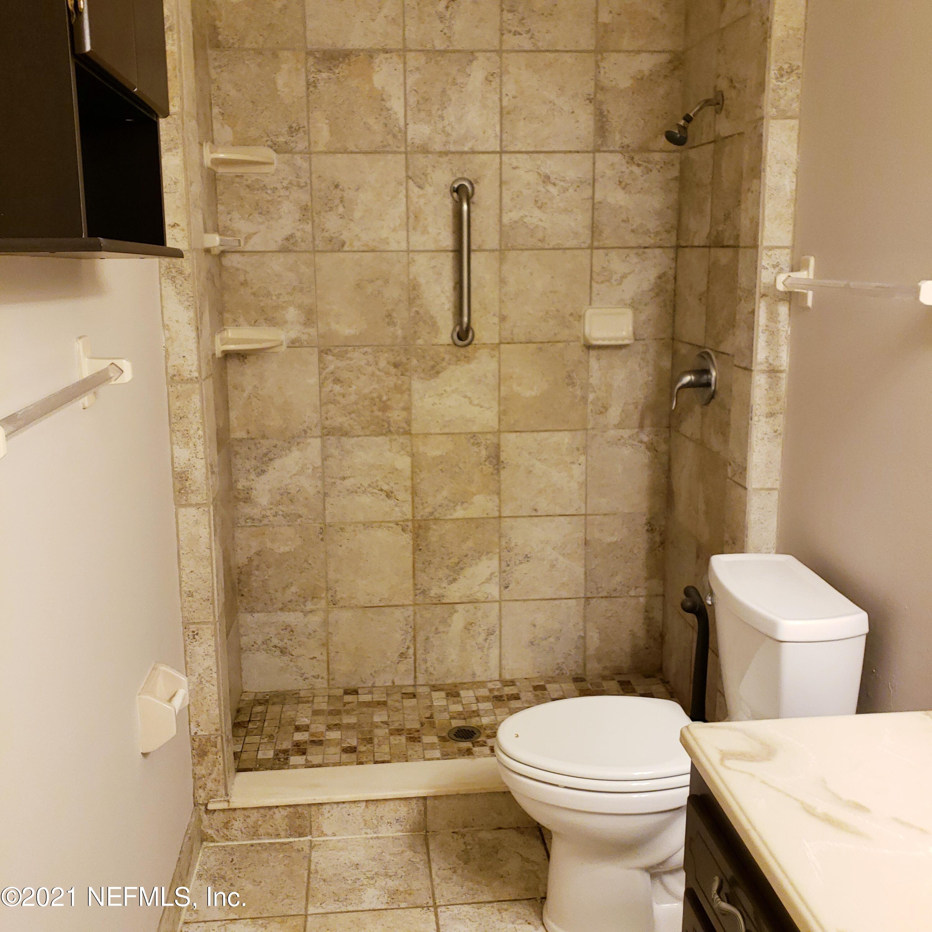6437 Woodlawn Road Macclenny, FL 32063 - Photo 24 of 37 Hall Bath