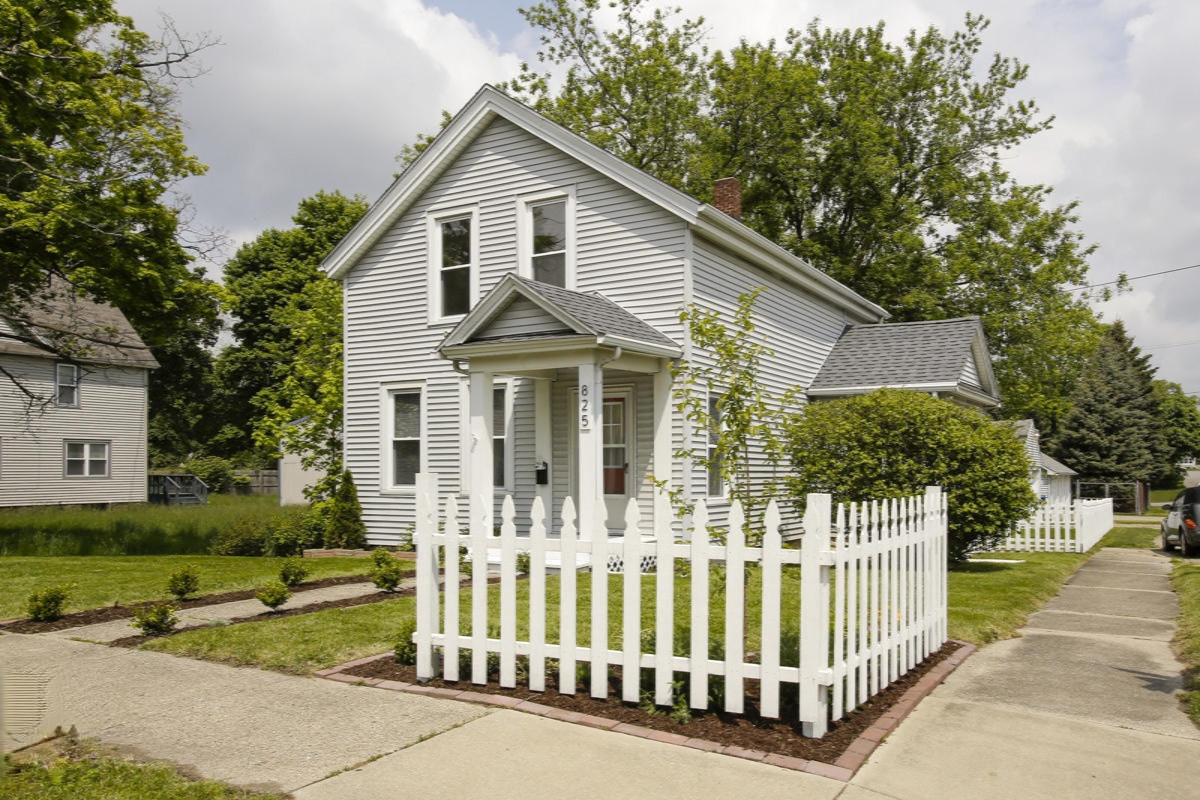 825 Miller Road Kalamazoo, MI 49001 - Photo 1 of 23 825 miller-101