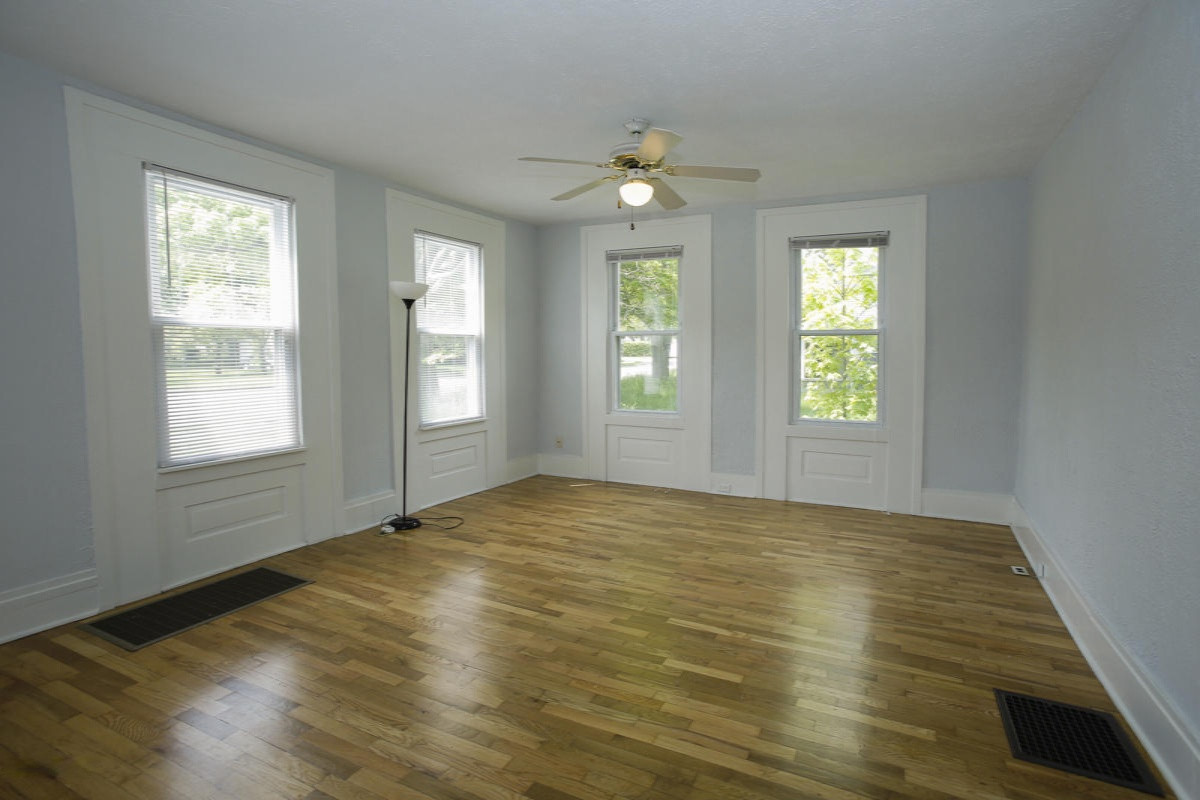 825 Miller Road Kalamazoo, MI 49001 - Photo 3 of 23 825 miller-103