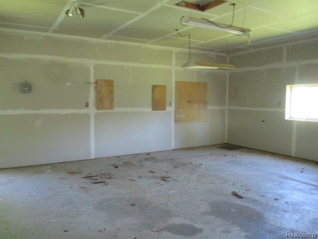4577 Cade Road Imlay City, MI 48444 - Photo 19 of 25 Pole barn (3).jpg