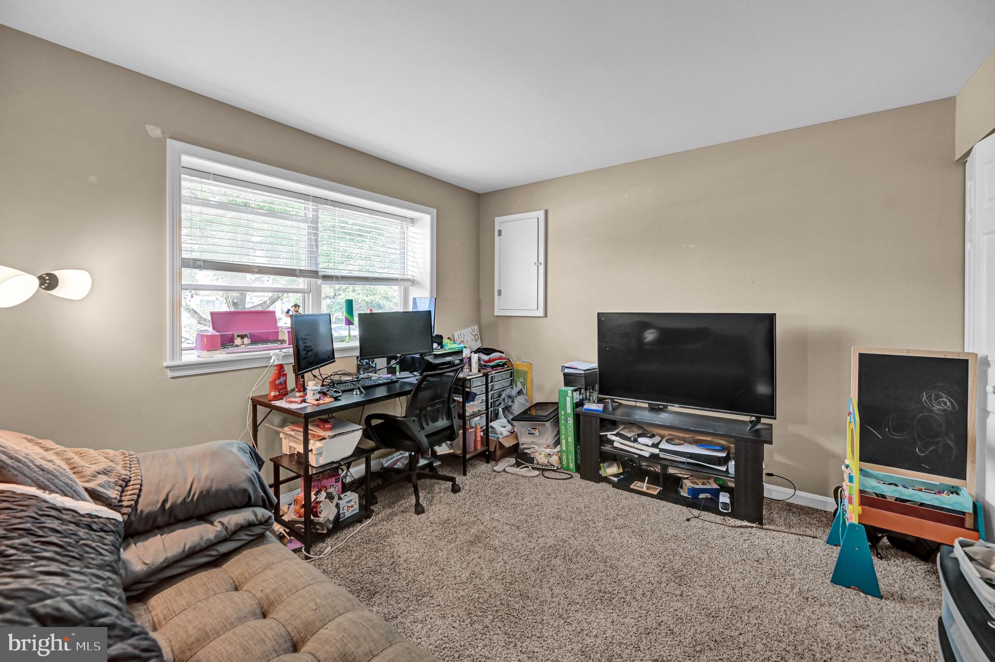 270 Edinburgh Road York, PA 17406 - Photo 17 of 24 Gallery Image 17