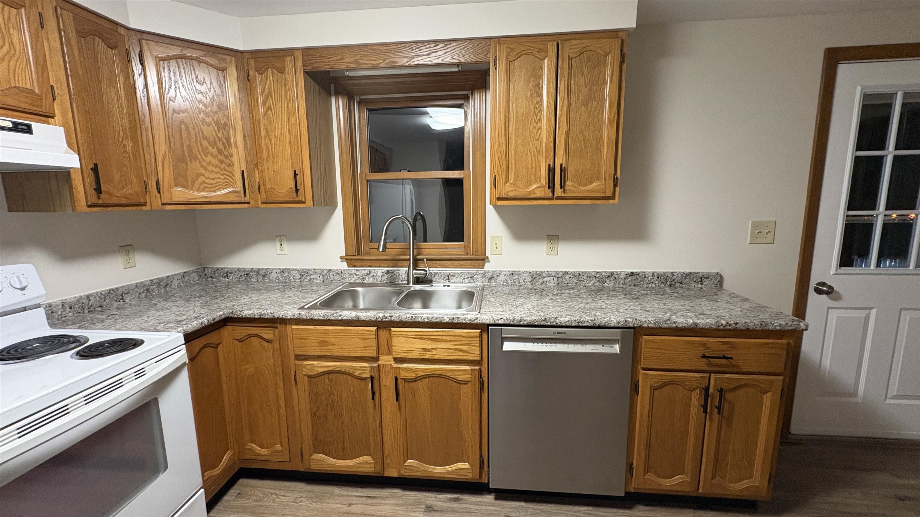 44 B Garfield Street Saco, ME 04072 - Photo 3 of 20