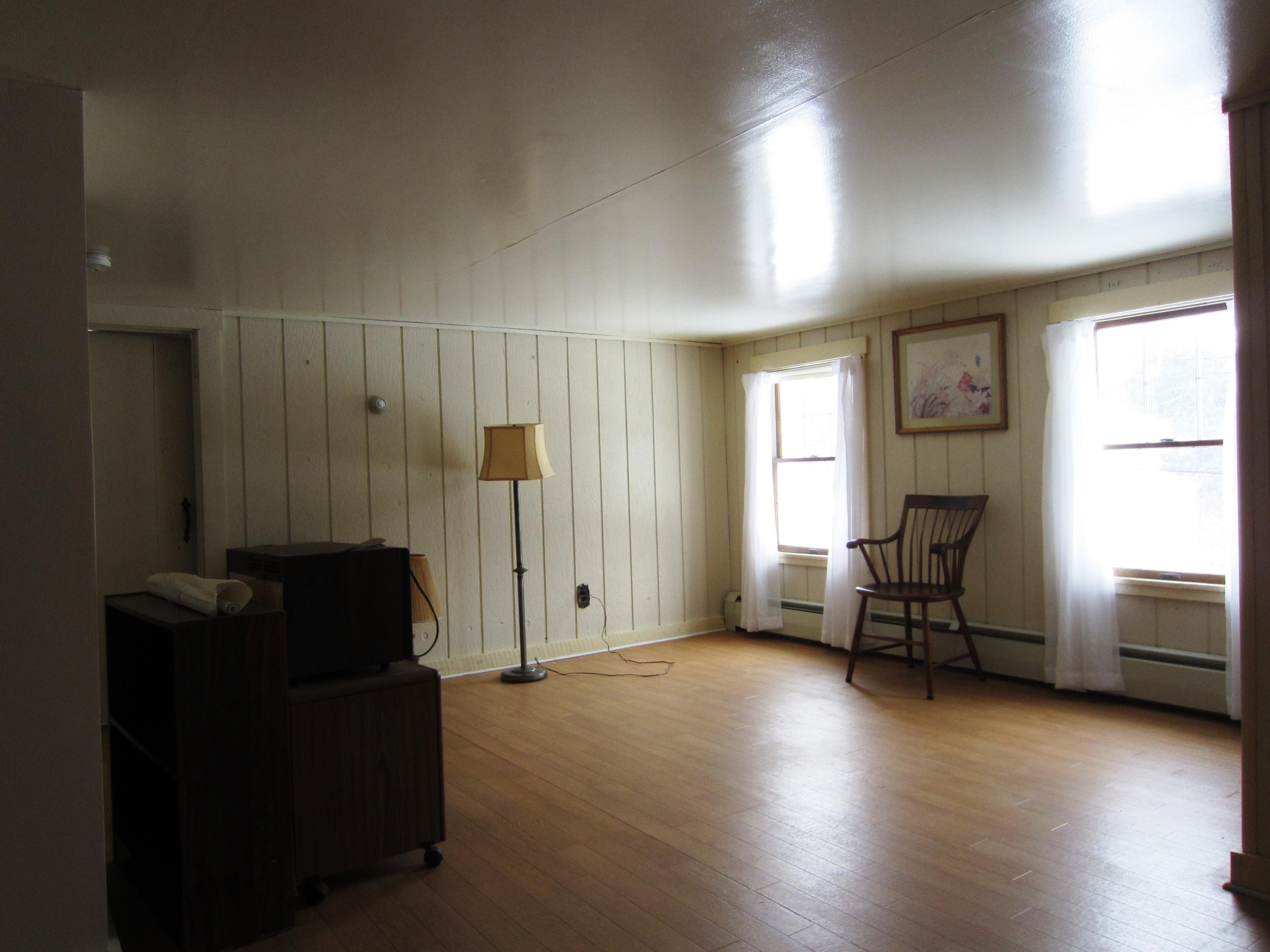 19 Auburn Street Springvale, ME 04083 - Photo 19 of 29 Bedroom2-6