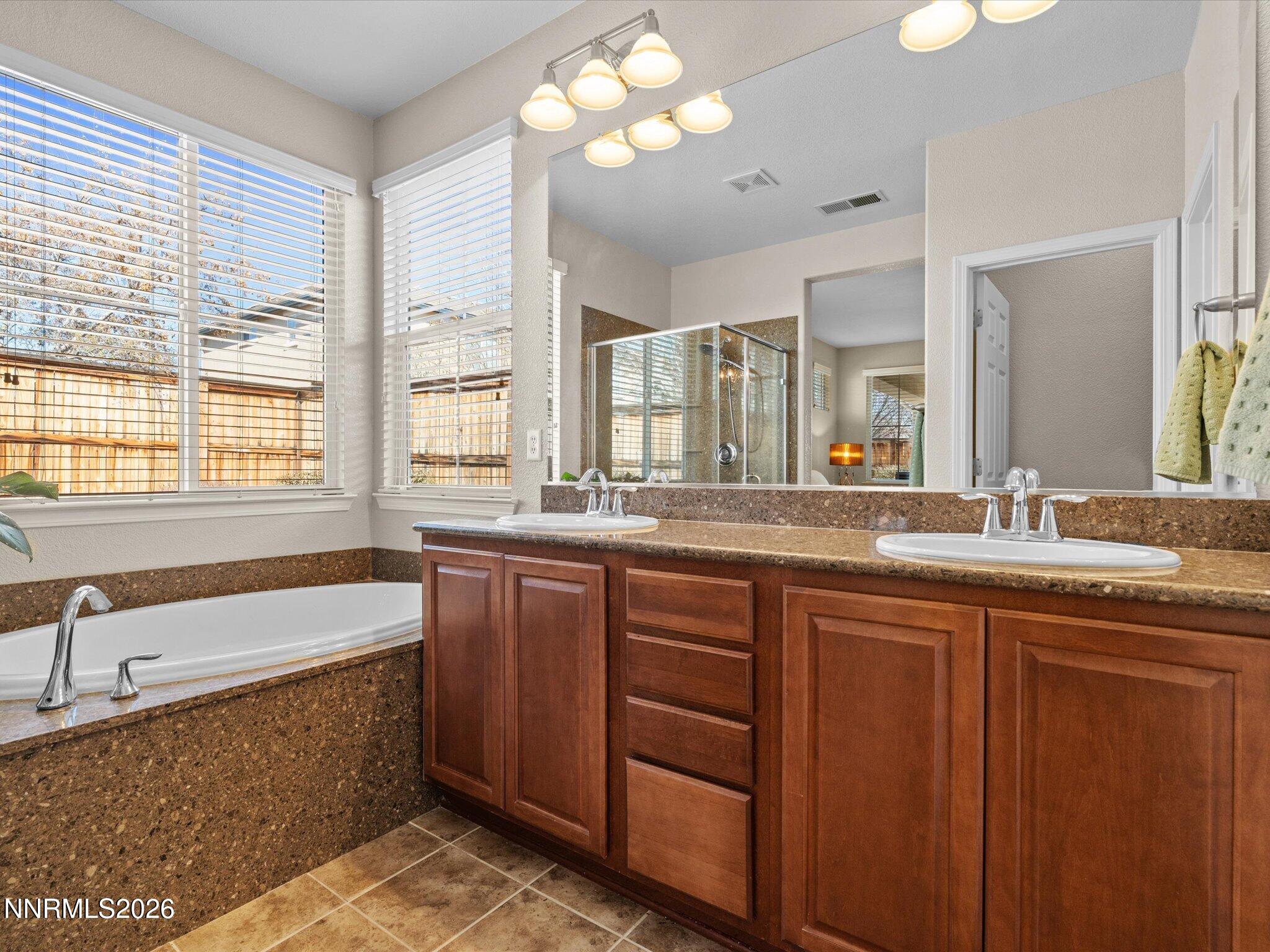 2488 Emblem Street Sparks, NV 89436 - Photo 27 of 37 29-2488 Emblem St-128