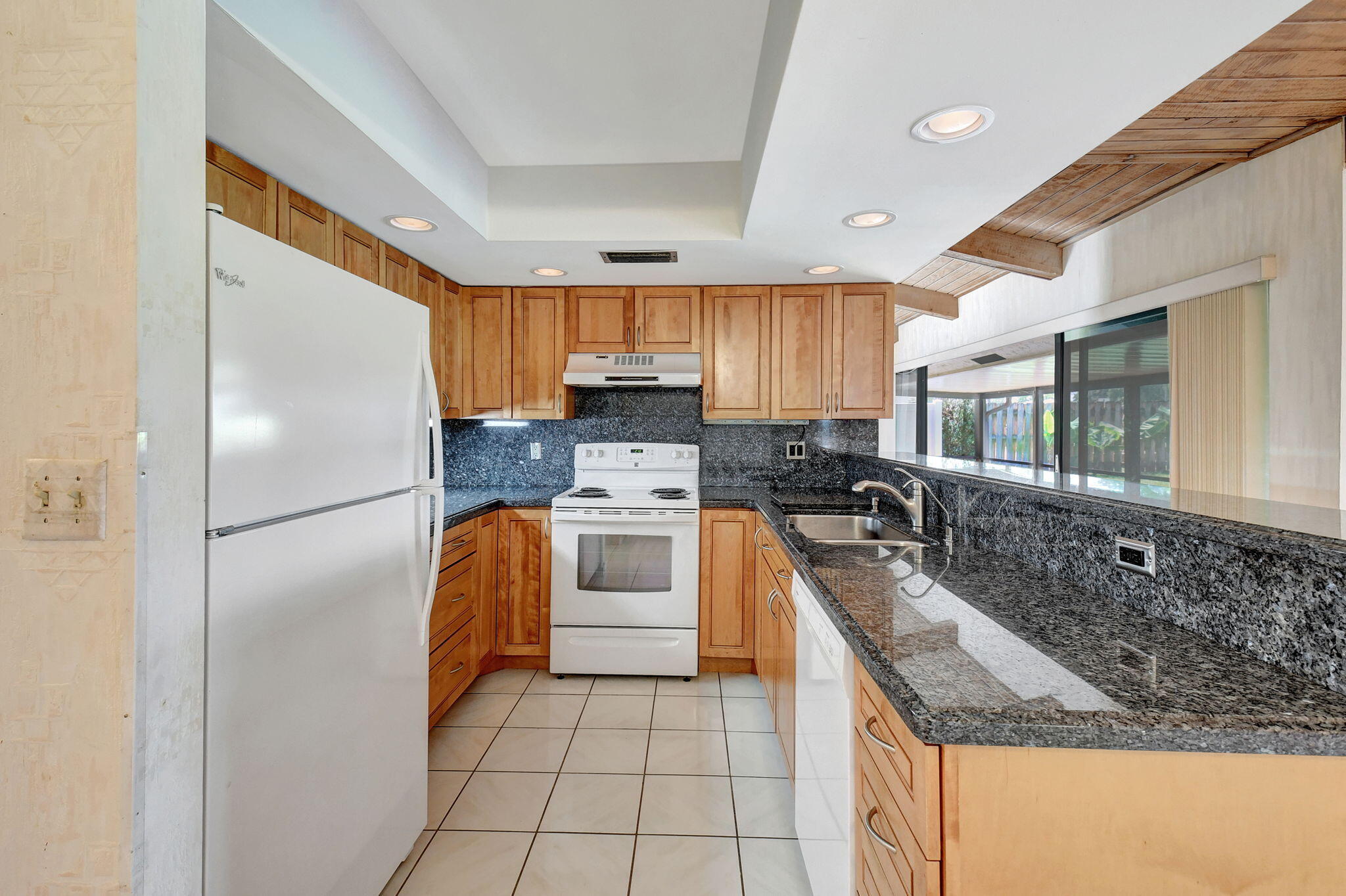 21065 Escondido Way North Boca Raton, FL 33433 - Photo 18 of 56 16-web-or-mls-DSC_5259