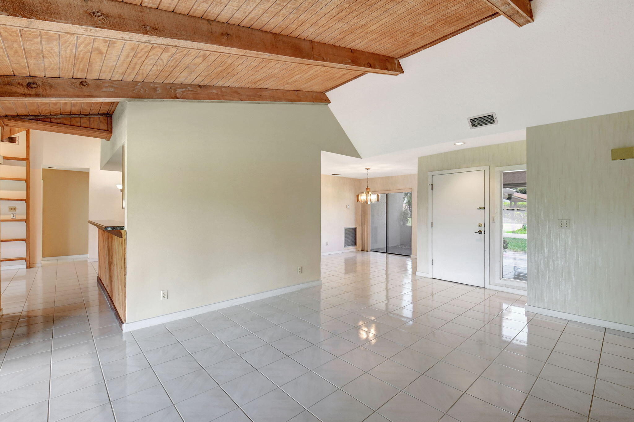 21065 Escondido Way North Boca Raton, FL 33433 - Photo 9 of 56 8-web-or-mls-DSC_5219