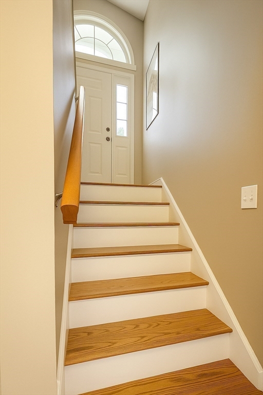 53 Denver Terrace Worcester, MA 01604 - Photo 18 of 19 a view of entryway