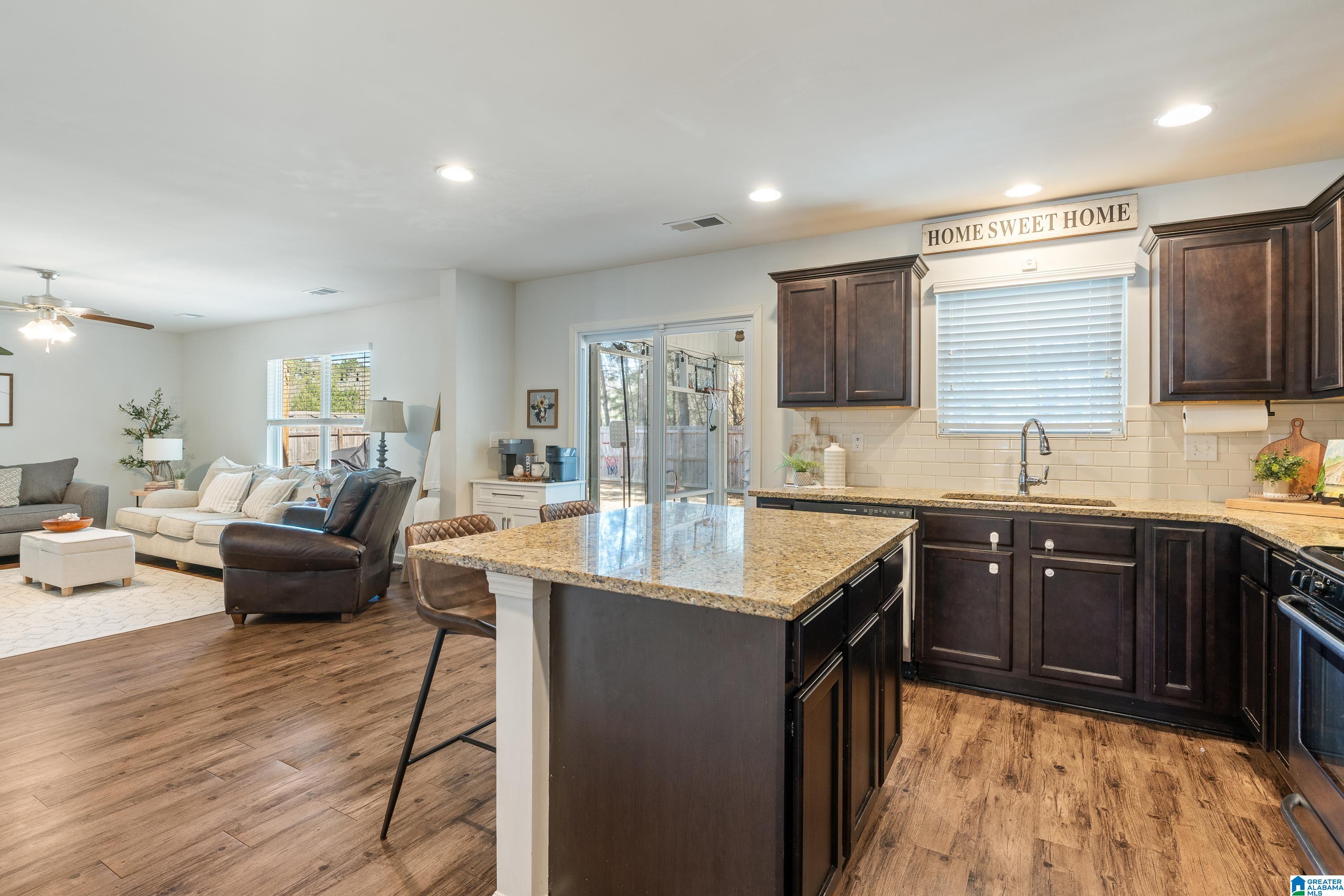 728 Mallet Way Chelsea, AL 35043 - Photo 7 of 39