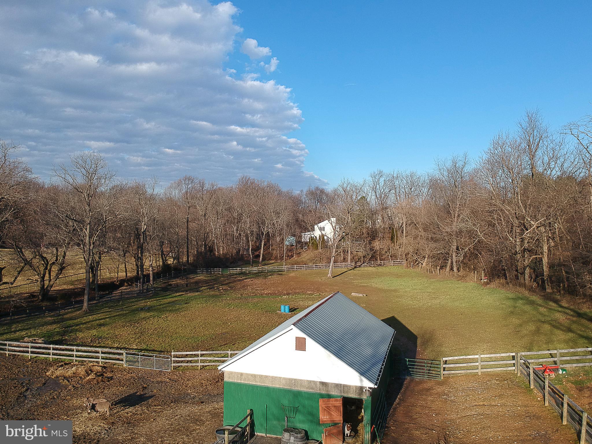17106 Frederick Road Mount Airy, MD 21771 - Photo 3 of 46 GREAT views in every direction!